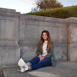 Meet your Posher, Megan